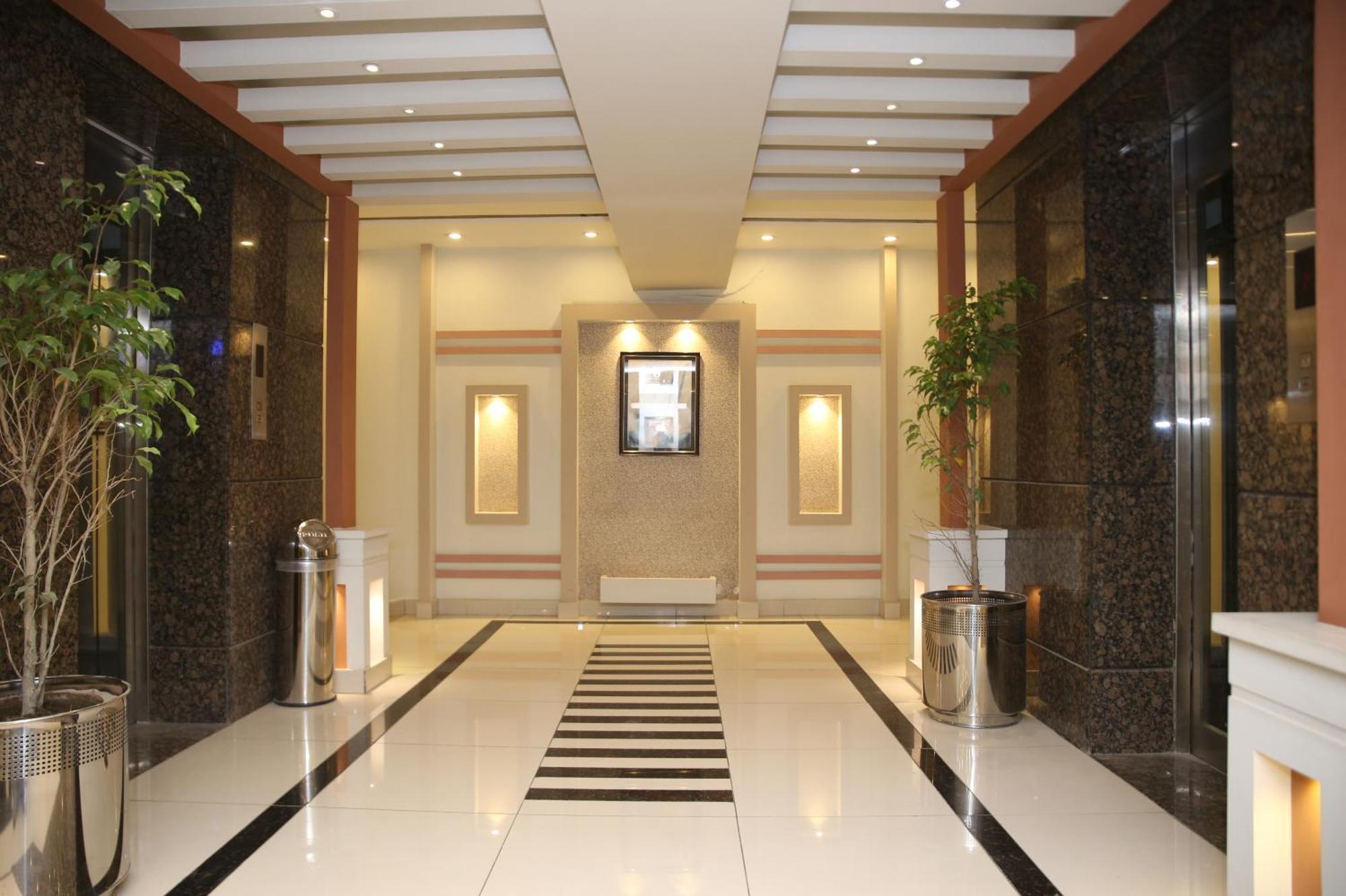 Fort Continental Hotel Peshawar Esterno foto