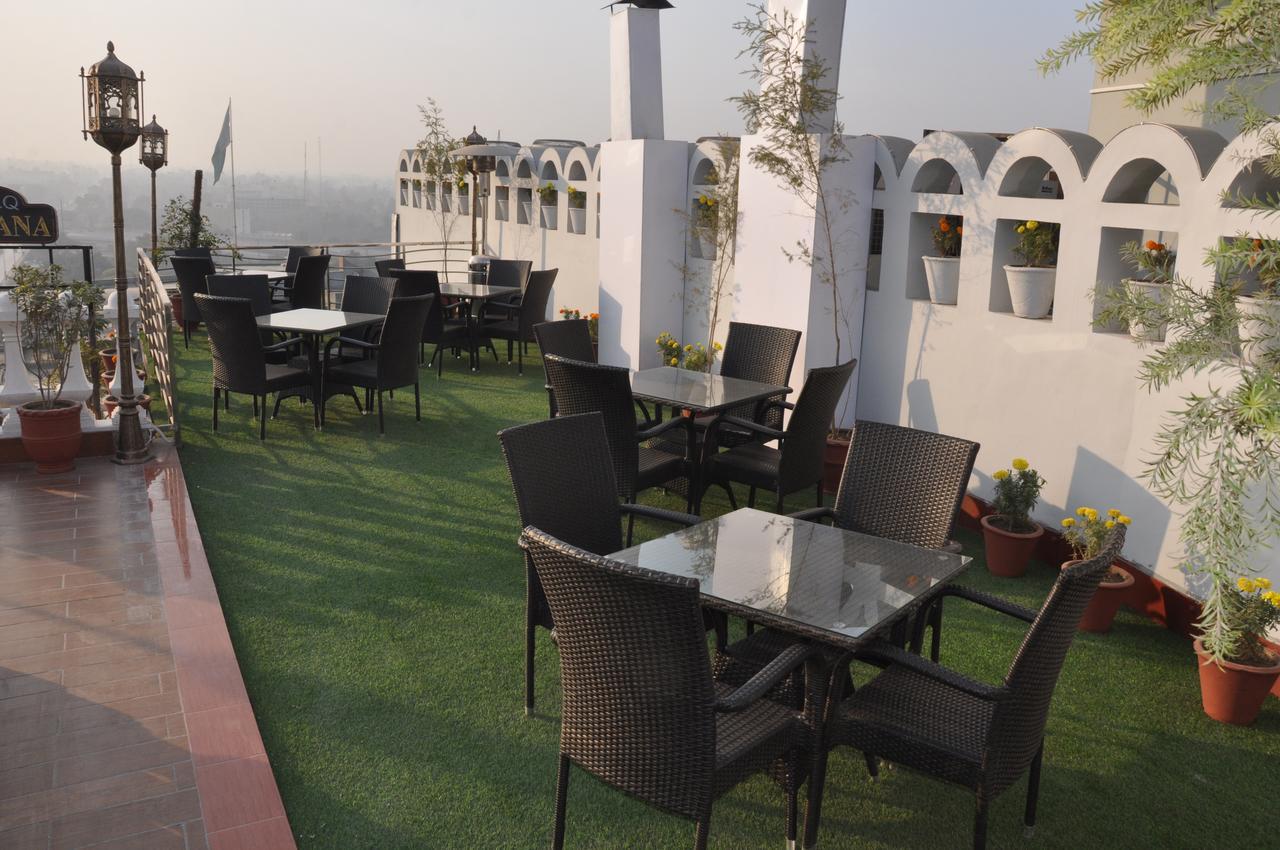 Fort Continental Hotel Peshawar Esterno foto