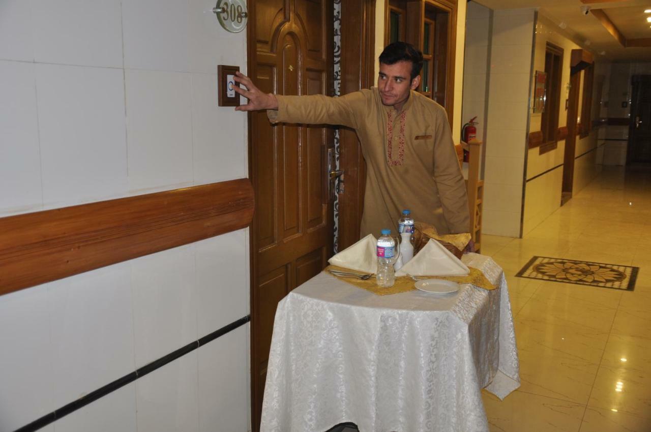Fort Continental Hotel Peshawar Esterno foto